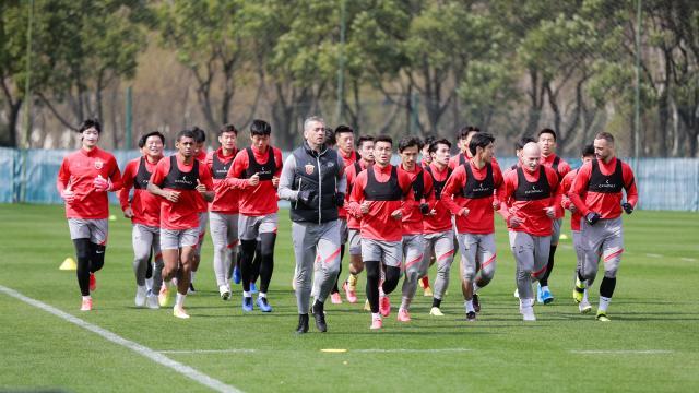 开云体育官网-莱科考察海港新丁喜忧参半 热身浙江首演343新阵